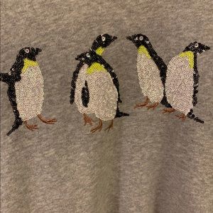 Crew neck sequin penguin sweat shirt